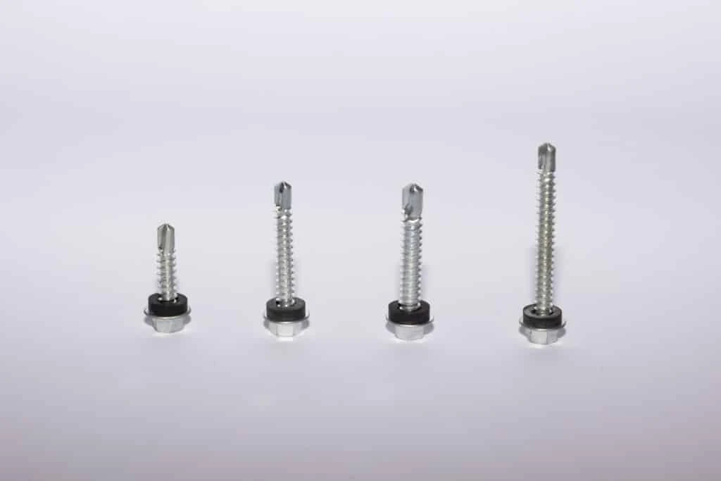 Perfis e acessórios para chapas de policarbonato